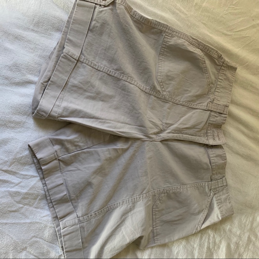 Modest shorts, white, Karen Scott